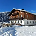 Feriehus Almhof Grub Wagrain